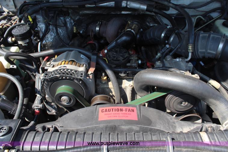 image for item J2188 1997 Ford F450 Super Duty XLT ambulance