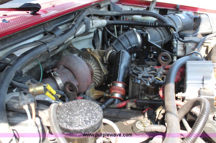 image for item J2188 1997 Ford F450 Super Duty XLT ambulance