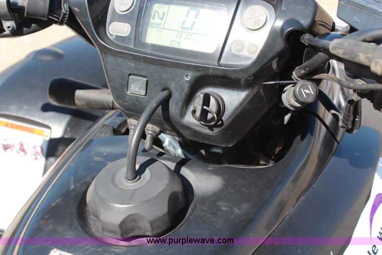 image for item J2230 2005 Honda Ricon 650 ATV