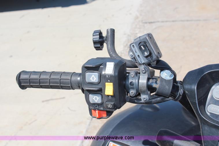 image for item J2230 2005 Honda Ricon 650 ATV