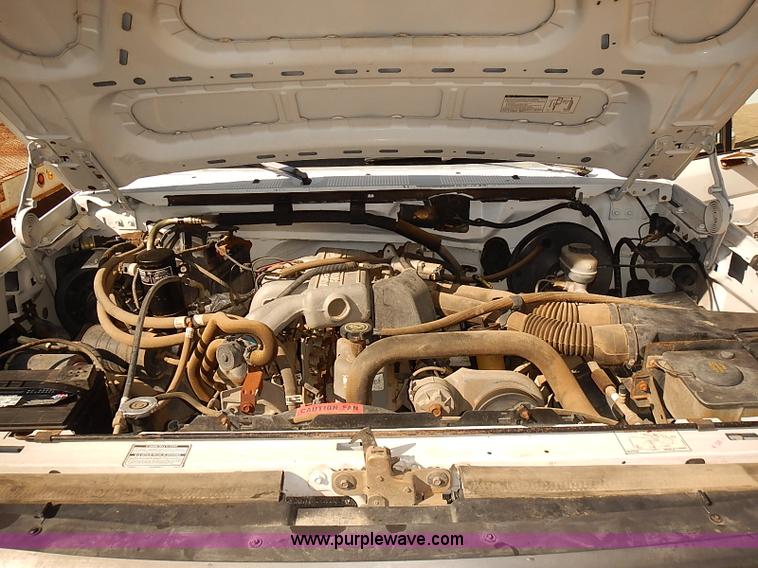 image for item J3155 1993 Ford F150 XL pickup truck