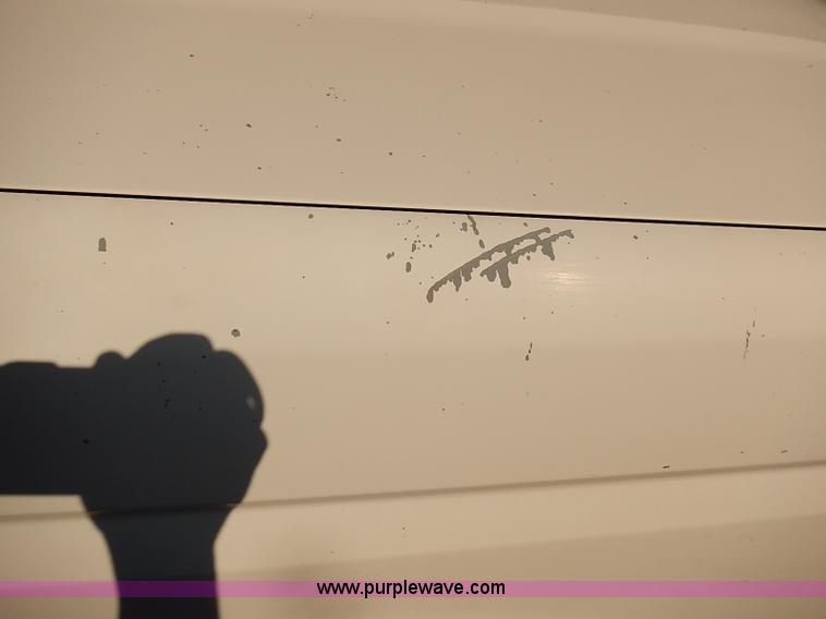 image for item J3155 1993 Ford F150 XL pickup truck