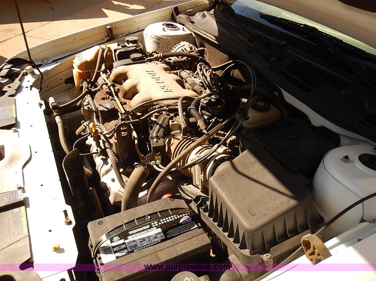 image for item J3156 2003 Chevrolet Malibu LS