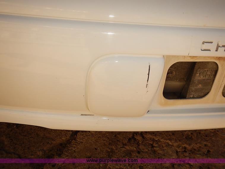 image for item J3156 2003 Chevrolet Malibu LS