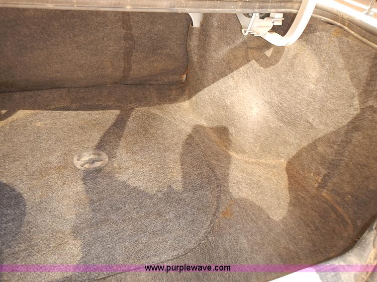 image for item J3156 2003 Chevrolet Malibu LS