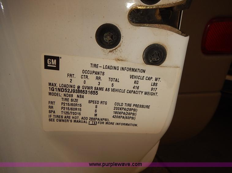image for item J3156 2003 Chevrolet Malibu LS