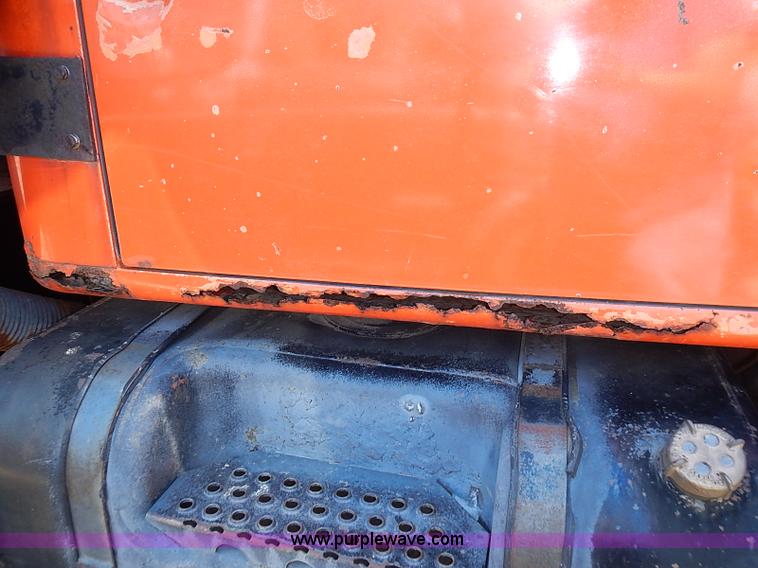 image for item J3163 1991 International 4900 dump truck