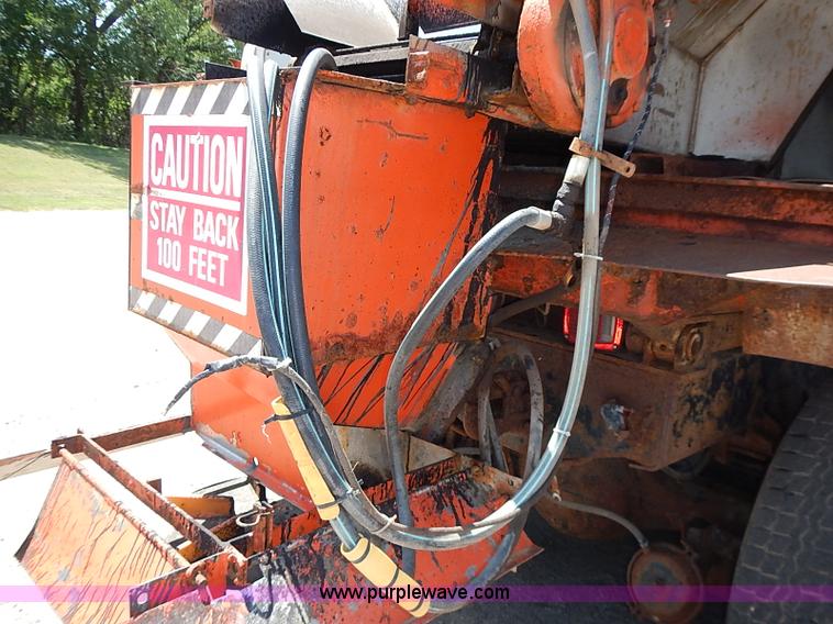 image for item J3163 1991 International 4900 dump truck