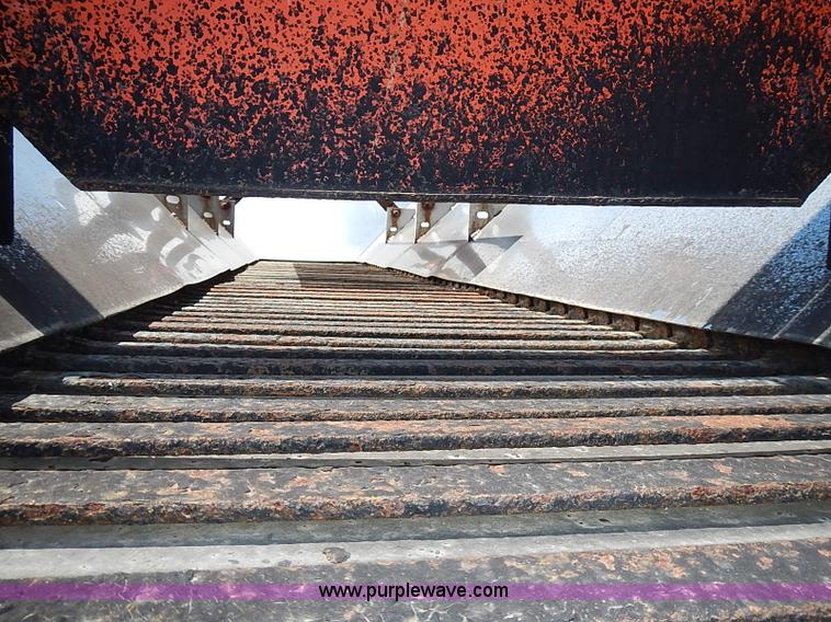 image for item J3163 1991 International 4900 dump truck