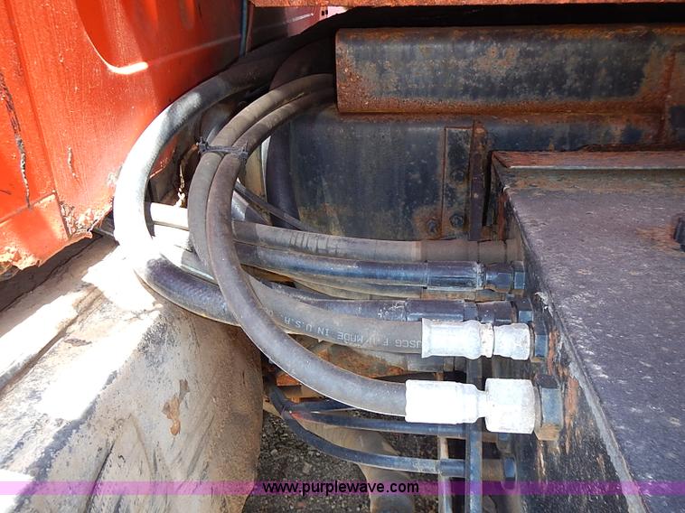 image for item J3163 1991 International 4900 dump truck