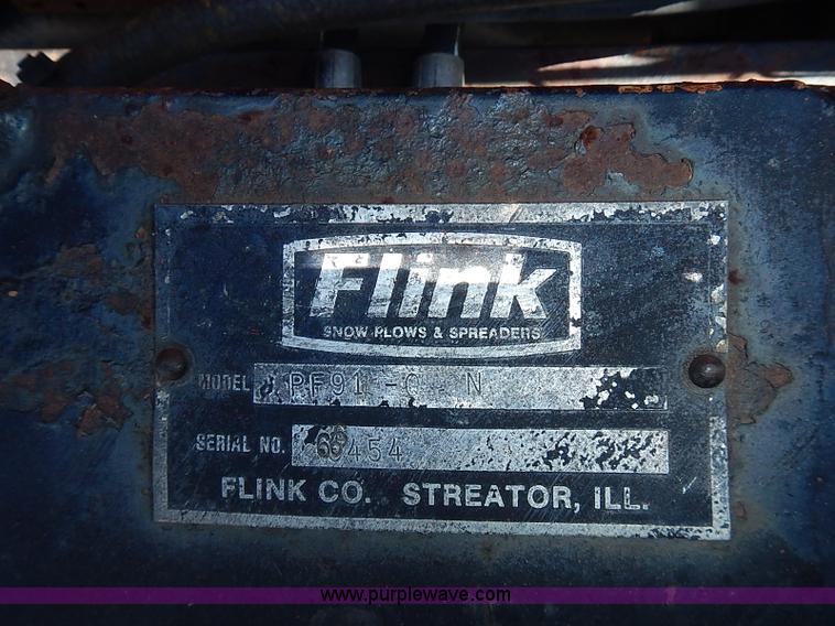 image for item J3163 1991 International 4900 dump truck