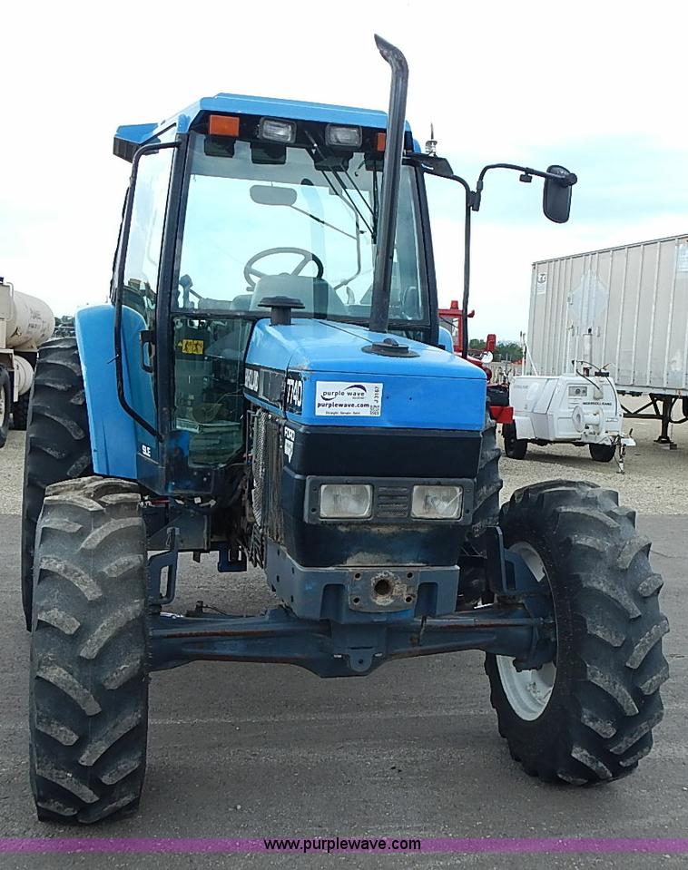 image for item J3167 1998 New Holland 7740 tractor