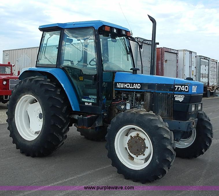 image for item J3167 1998 New Holland 7740 tractor