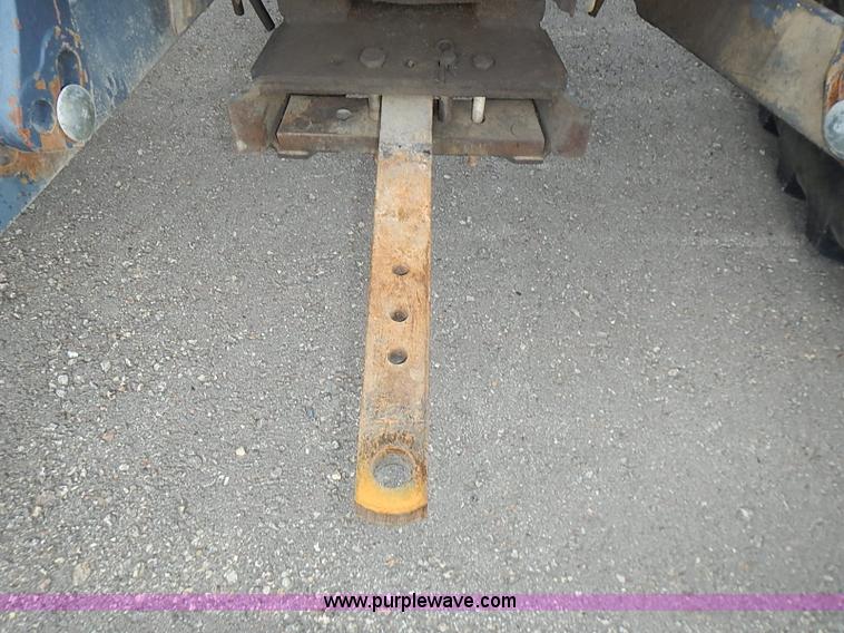 image for item J3167 1998 New Holland 7740 tractor