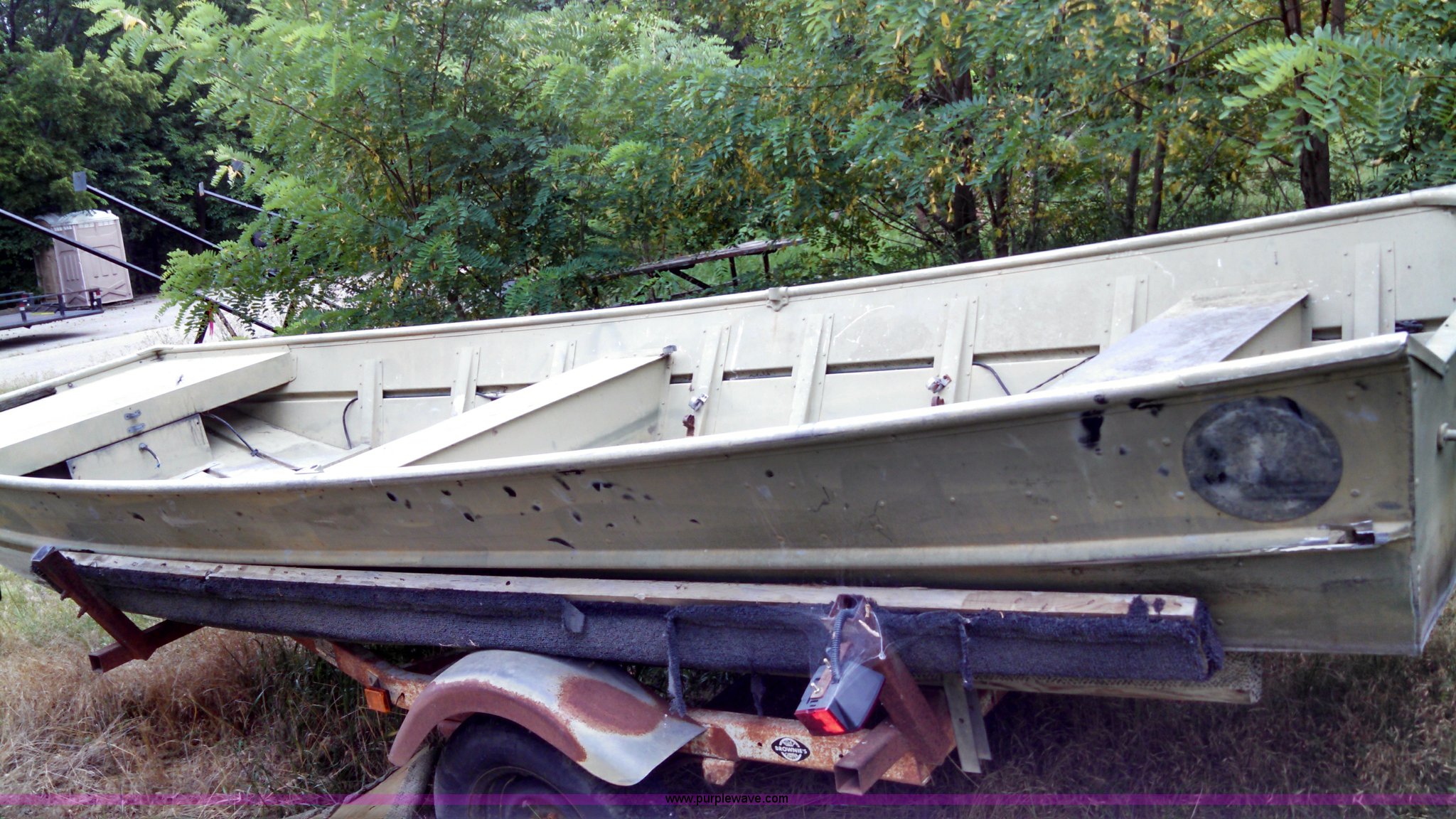 1972 Richline aluminum boat in Emporia, KS Item D1118 sold Purple Wave