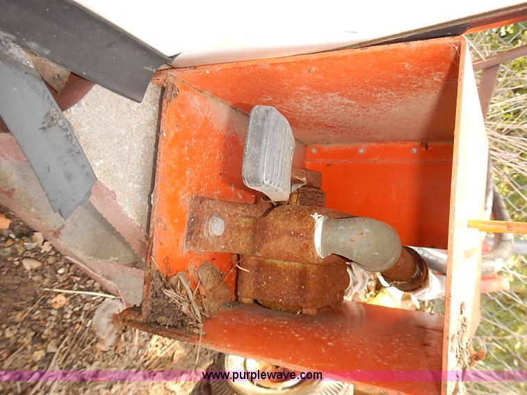 image for item BA9612 Utilivac VE75 vacuum system