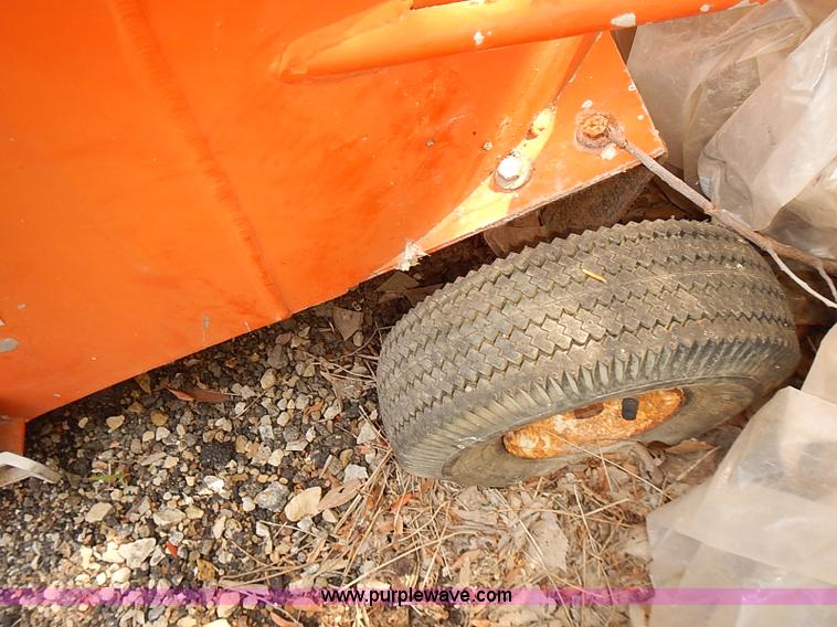 image for item BA9612 Utilivac VE75 vacuum system