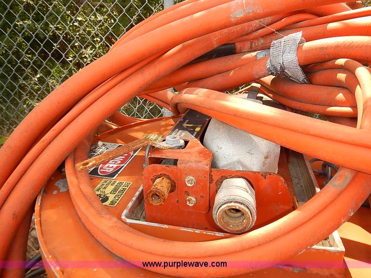 image for item BA9612 Utilivac VE75 vacuum system