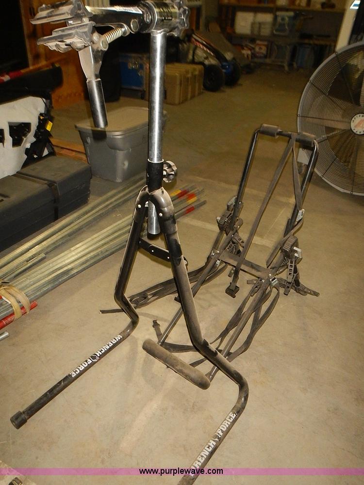 image for item BA9633 (2) assorted bicycle holders