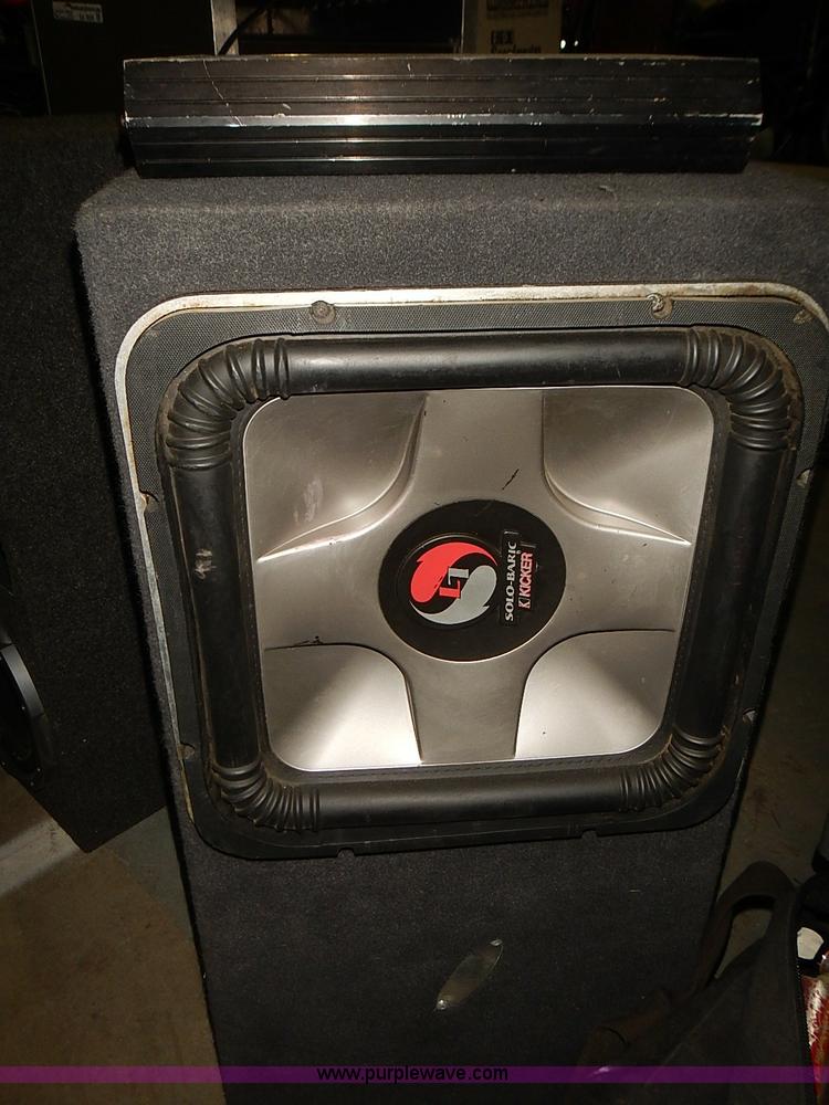 image for item BA9637 Kicker speaker box with amplifier