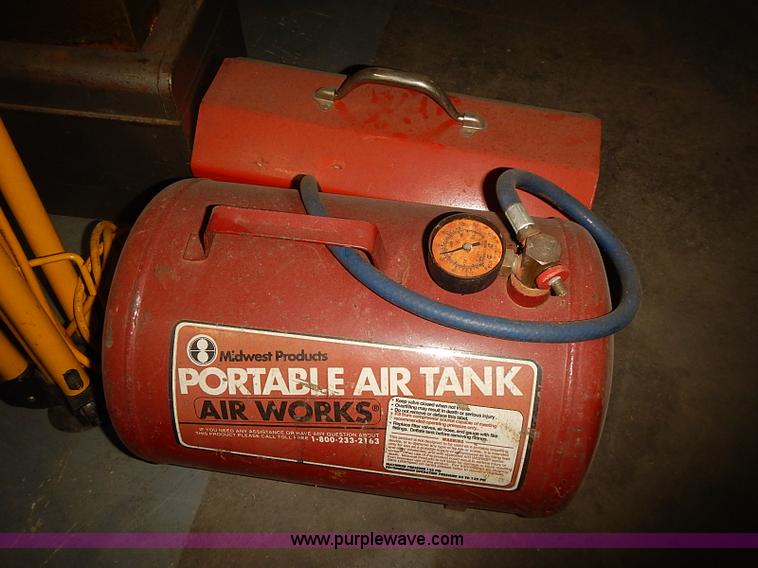 image for item BA9642 Assorted tools