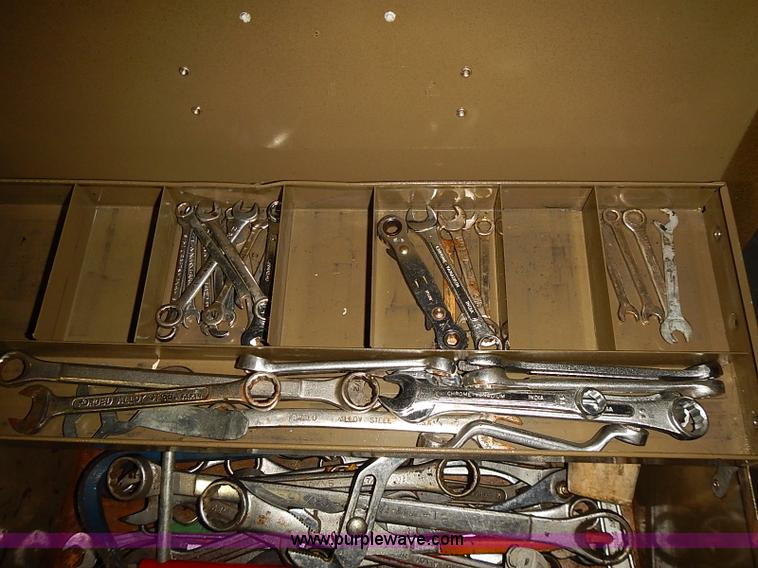 image for item BA9642 Assorted tools