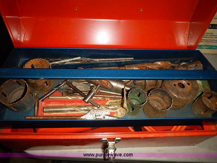 image for item BA9642 Assorted tools