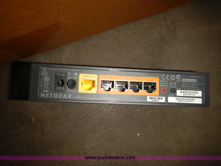 image for item BA9643 Assorted electronics