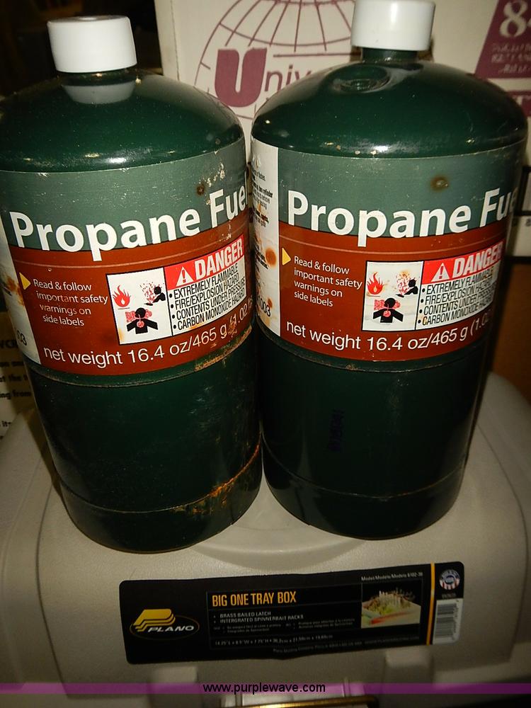 image for item BA9647 Assorted sporting goods