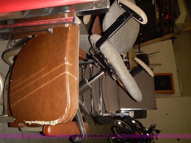 image for item BA9651 Assorted office furniture