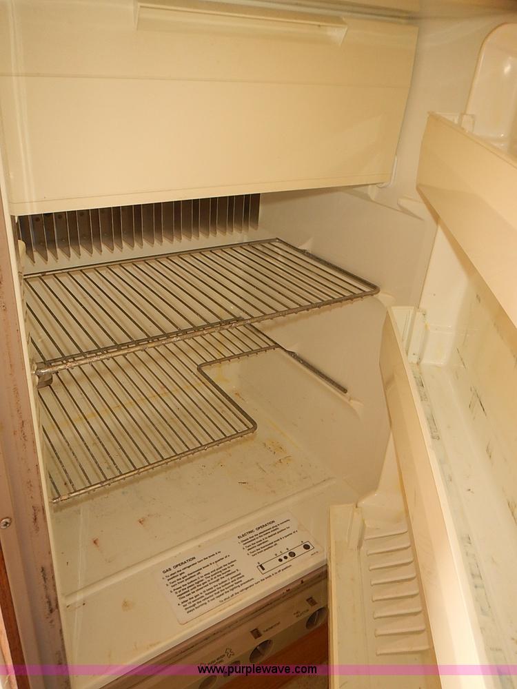 image for item BA9656 2001 Scamp camper