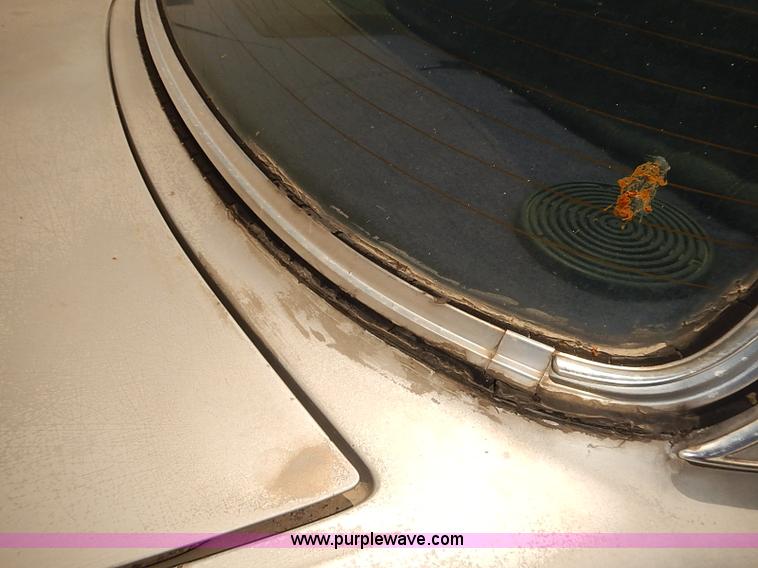 image for item I3503 1983 Mercedes Benz 300D