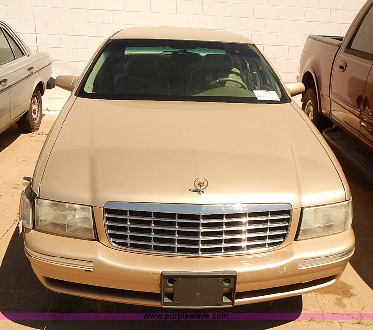 image for item I3504 1998 Cadillac DeVille