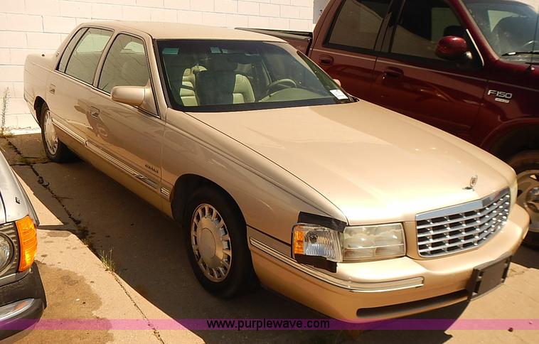 image for item I3504 1998 Cadillac DeVille