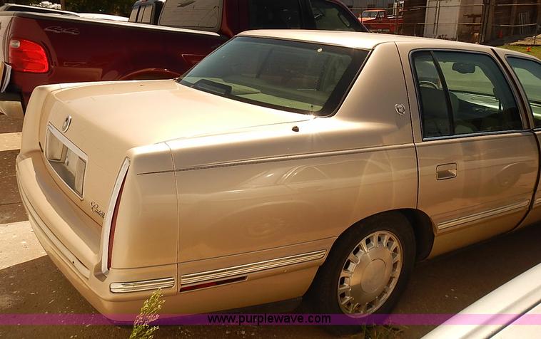 image for item I3504 1998 Cadillac DeVille