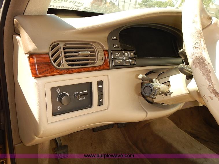 image for item I3504 1998 Cadillac DeVille