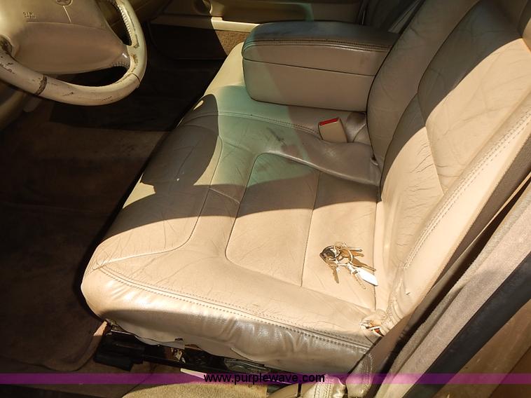 image for item I3504 1998 Cadillac DeVille