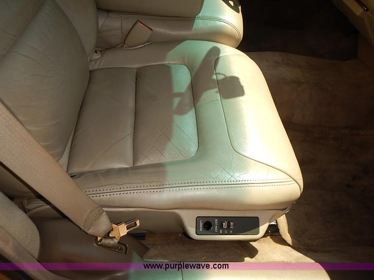 image for item I3504 1998 Cadillac DeVille