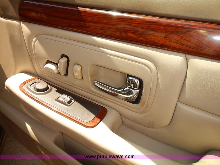 image for item I3504 1998 Cadillac DeVille