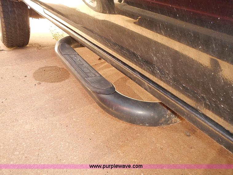 image for item I3506 2002 Toyota Tacoma pickup