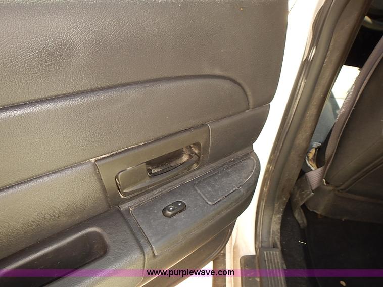 image for item I3507 2007 Ford Crown Victoria