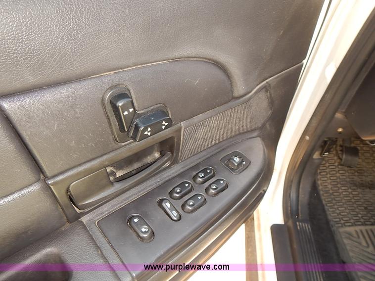 image for item I3507 2007 Ford Crown Victoria