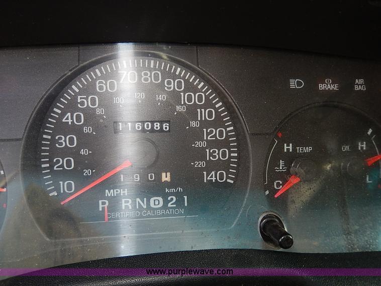 image for item I3508 2001 Ford Crown Victoria Police Interceptor