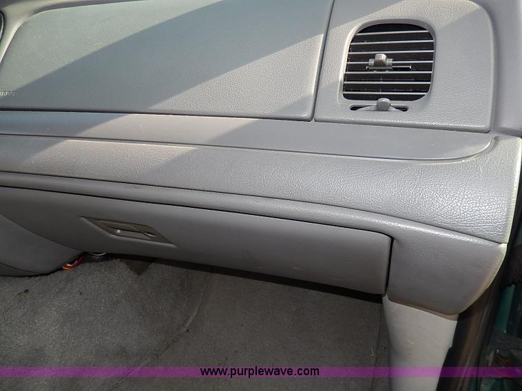 image for item I3508 2001 Ford Crown Victoria Police Interceptor