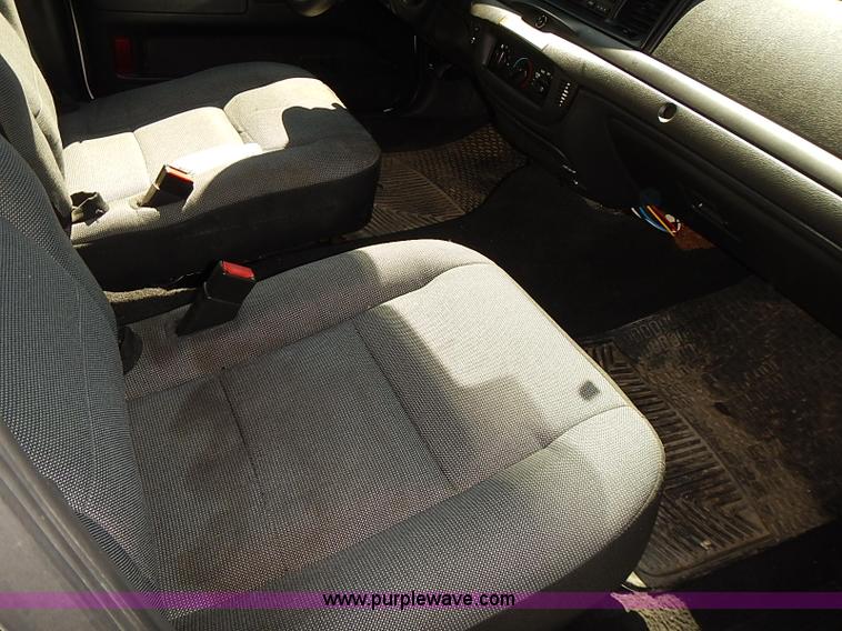 image for item I3509 2008 Ford Crown Victoria