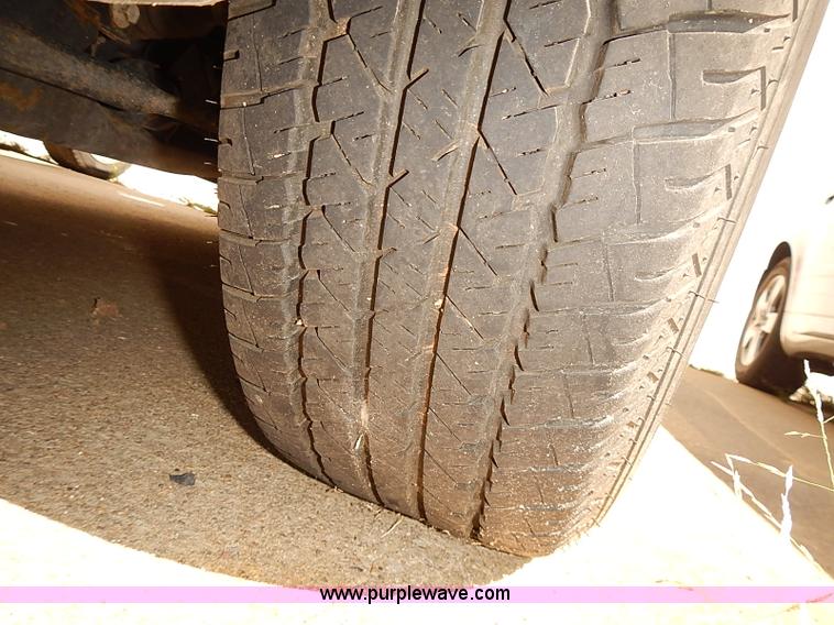 image for item I3510 2003 Ford Windstar LX