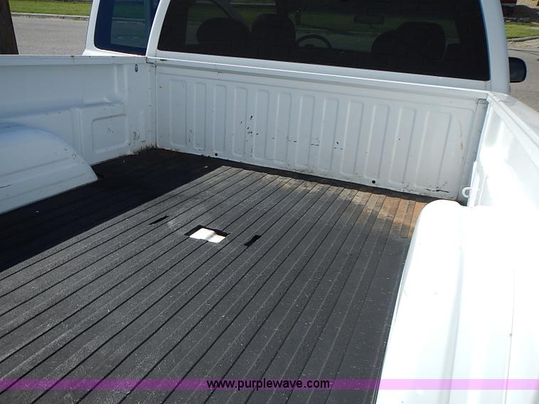 image for item I3513 2002 Chevy 1500 LS