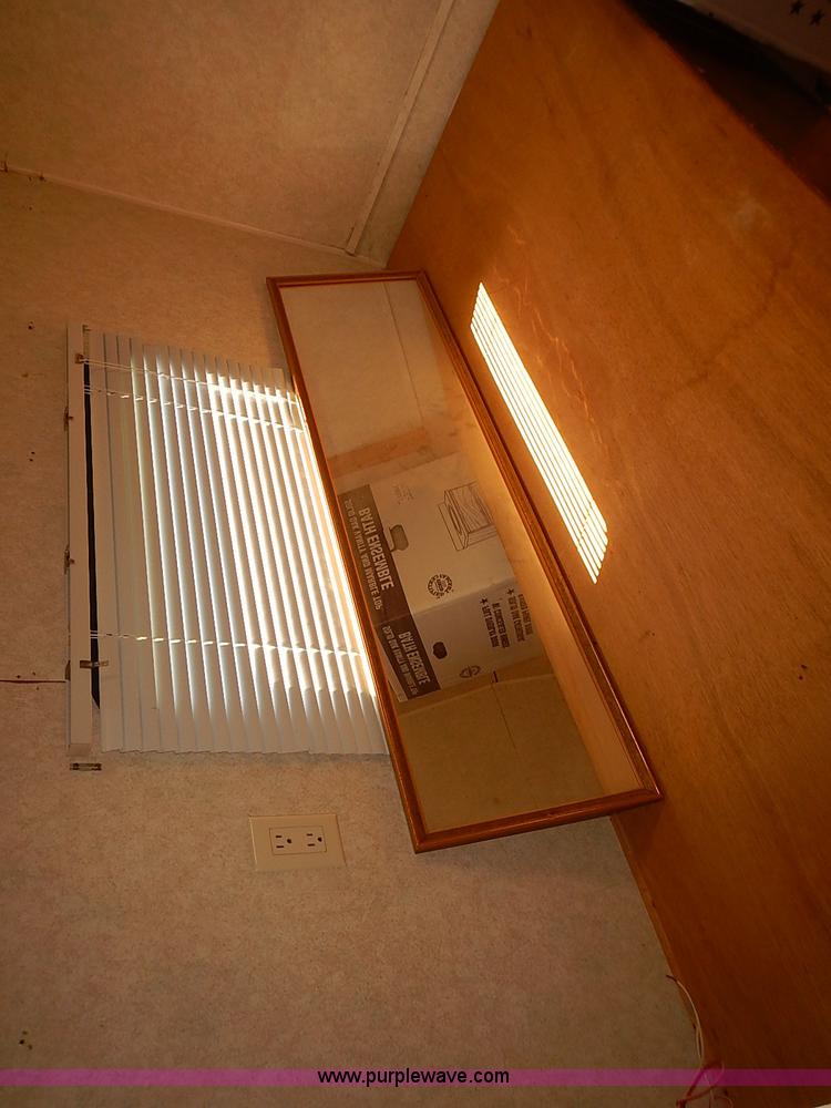 image for item J3146 2001 Rockwood camper