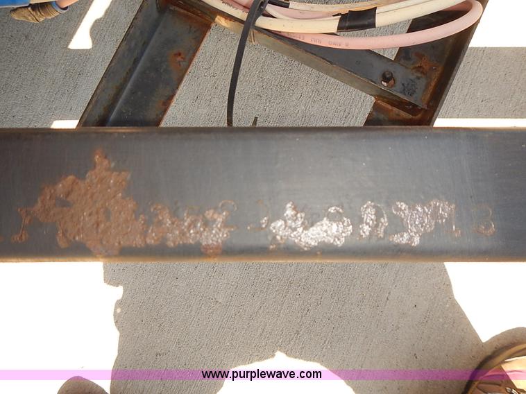 image for item J3146 2001 Rockwood camper