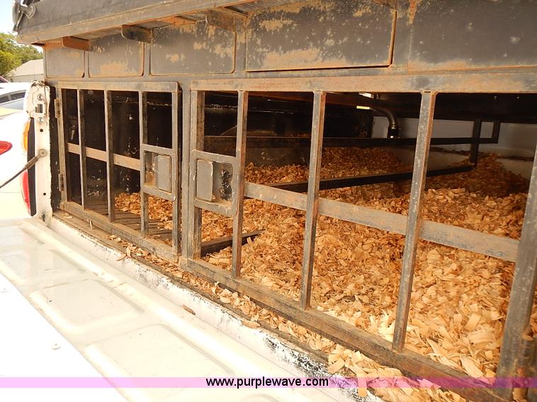 image for item J3157 2001 Toyota Tacoma SR5 Xtracab pickup truck